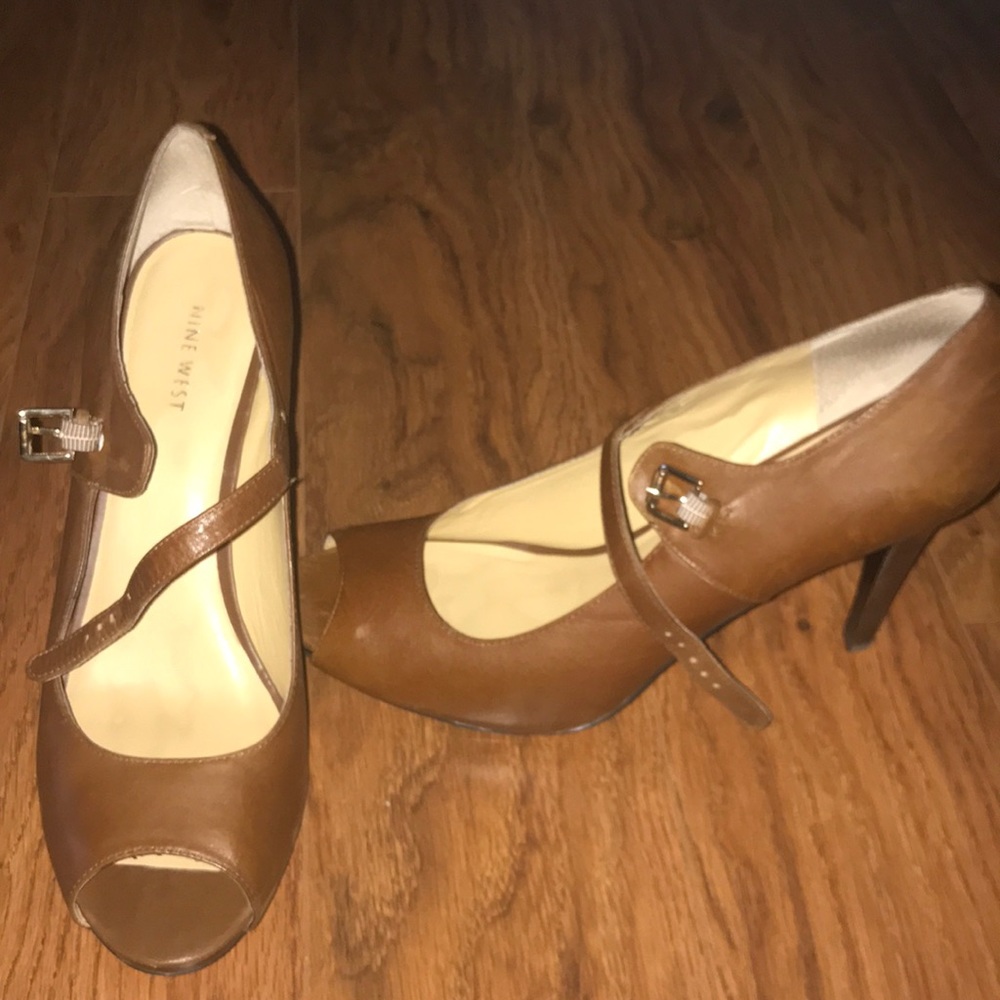 Nine West Brown Peep Toe Heels